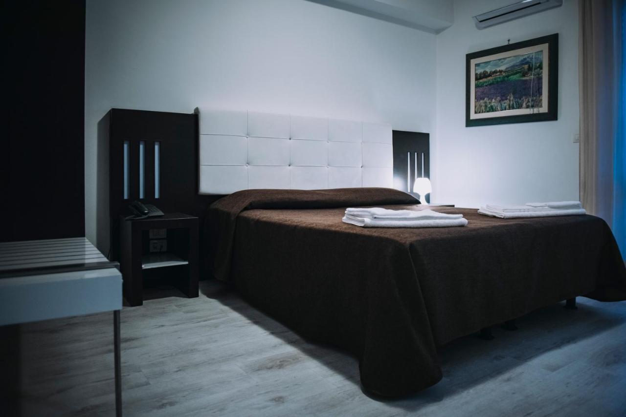 Hotel Casale Dei Greci Бьянкавилла Экстерьер фото